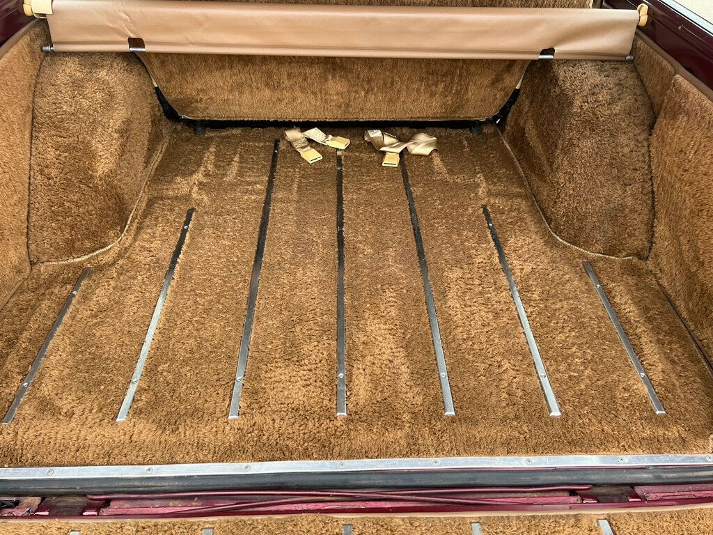 1981 Jeep Wagoneer Classic Old School Limited Waggy 4x4  - 22624587 - 23