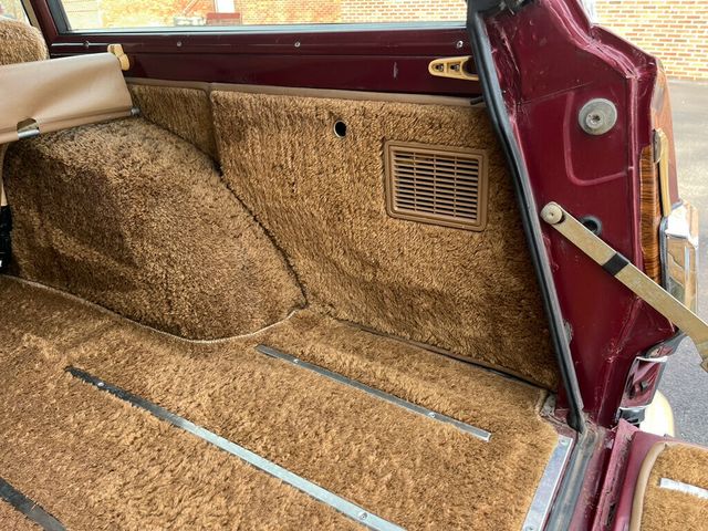 1981 Jeep Wagoneer Classic Old School Limited Waggy 4x4  - 22624587 - 25