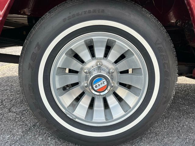 1981 Jeep Wagoneer Classic Old School Limited Waggy 4x4  - 22624587 - 42