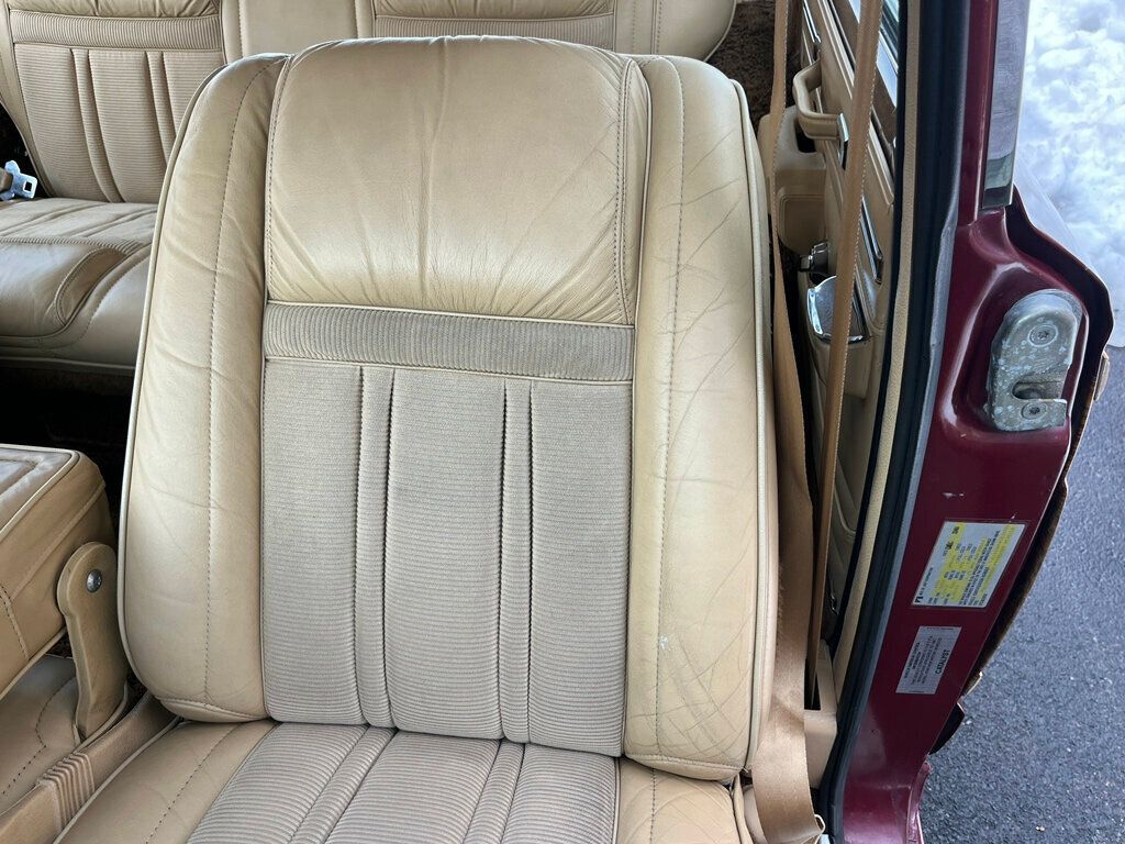 1981 Jeep Wagoneer Classic Old School Limited Waggy 4x4  - 22624587 - 61