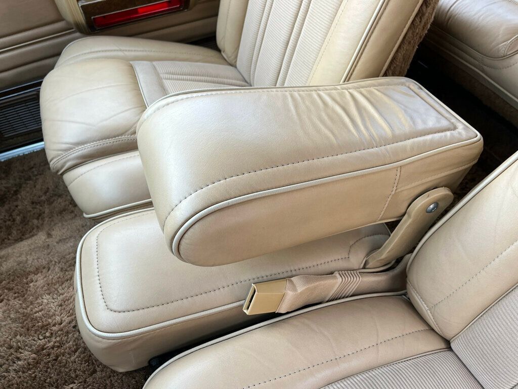 1981 Jeep Wagoneer Classic Old School Limited Waggy 4x4  - 22624587 - 63