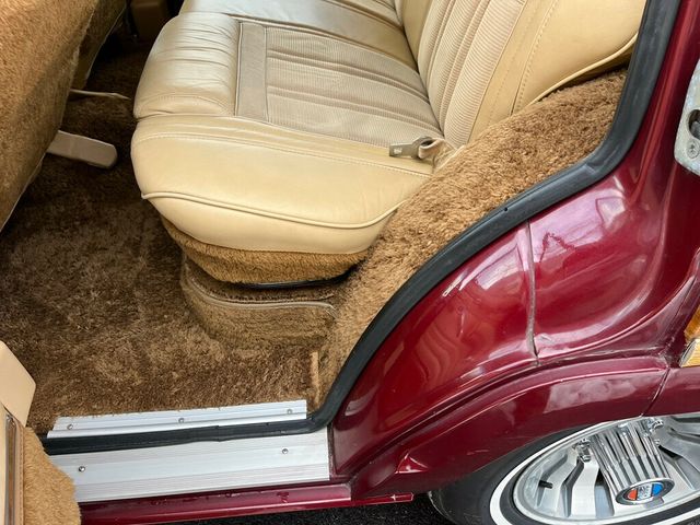 1981 Jeep Wagoneer Classic Old School Limited Waggy 4x4  - 22624587 - 69