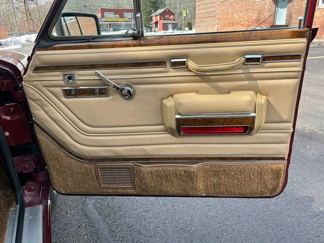 1981 Jeep Wagoneer Classic Old School Limited Waggy 4x4  - 22624587 - 78