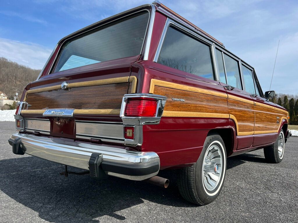 1981 Jeep Wagoneer Classic Old School Limited Waggy 4x4  - 22624587 - 7