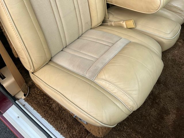 1981 Jeep Wagoneer Classic Old School Limited Waggy 4x4  - 22624587 - 82