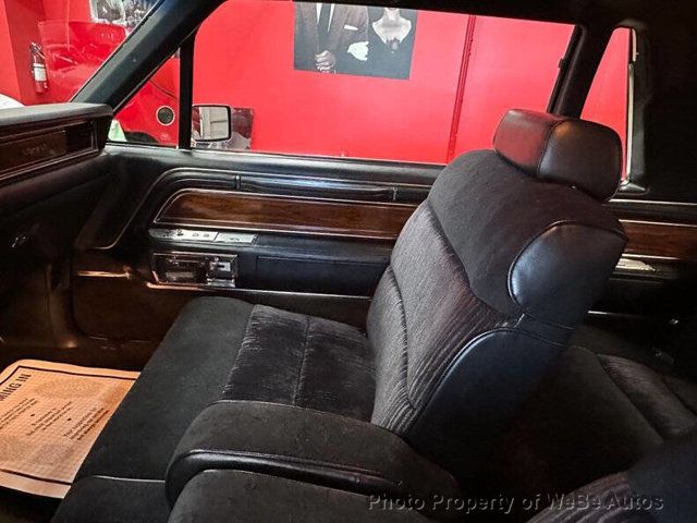 1981 Lincoln Mark VI Base Trim - 23041394 - 39
