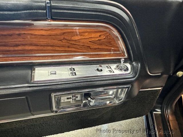 1981 Lincoln Mark VI Base Trim - 23041394 - 40