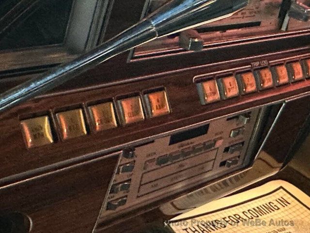 1981 Lincoln Mark VI Base Trim - 23041394 - 45