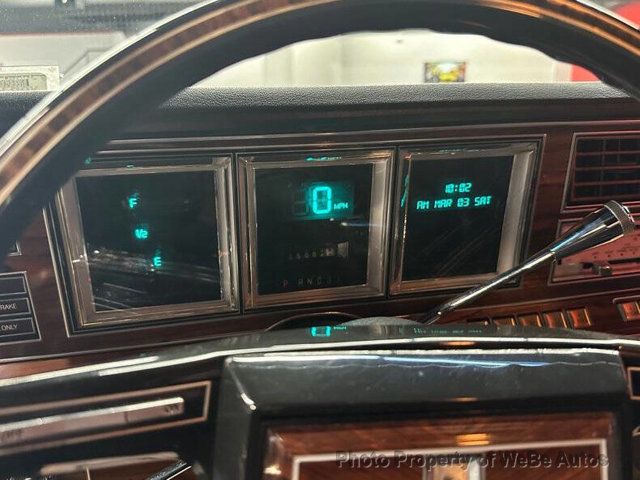 1981 Lincoln Mark VI Base Trim - 23041394 - 46