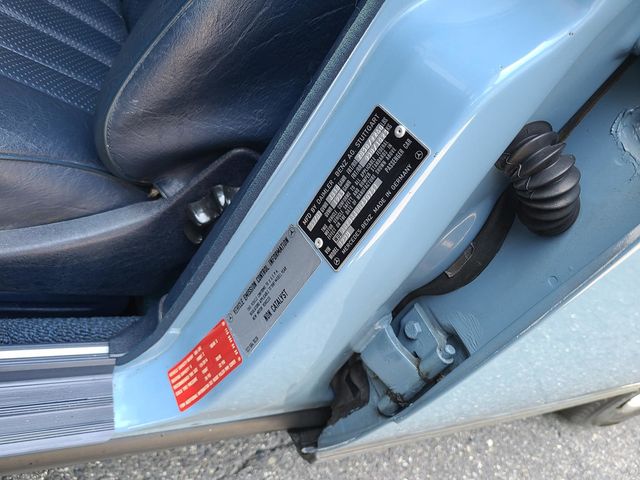 1981 Mercedes-Benz 240 Base Trim - 20226170 - 23