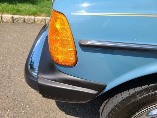 1981 Mercedes-Benz 240 Base Trim - 20226170 - 52