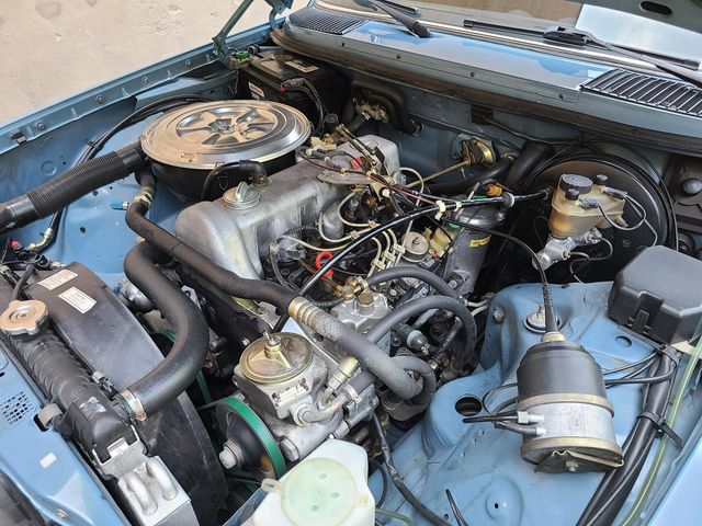 1981 Mercedes-Benz 240 Base Trim - 20226170 - 6