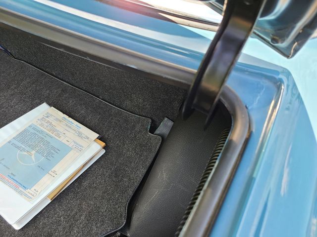 1981 Mercedes-Benz 240 Base Trim - 20226170 - 76