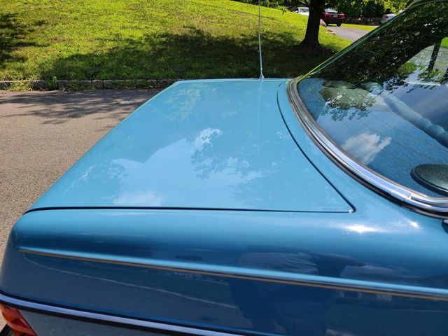 1981 Mercedes-Benz 240 Base Trim - 20226170 - 81