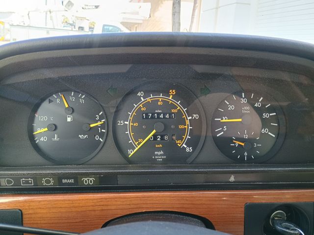 1981 Mercedes-Benz 300 SD Turbo Diesel Clean AutoCheck - 22922060 - 18