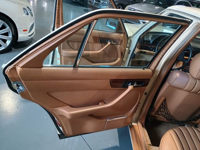 1981 Mercedes-Benz 300 SD Turbo Diesel Clean AutoCheck - 22922060 - 29