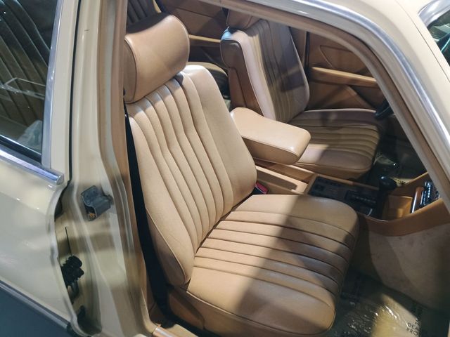 1981 Mercedes-Benz 300 SD Turbo Diesel Clean AutoCheck - 22922060 - 38