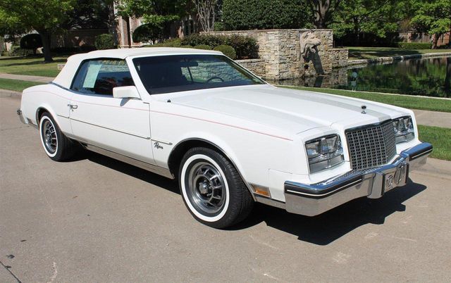 1982 Buick Riviera Base Trim - 12065764 - 1