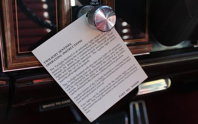 1982 Buick Riviera Base Trim - 12065764 - 38