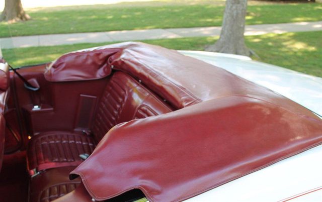 1982 Buick Riviera Base Trim - 12065764 - 42