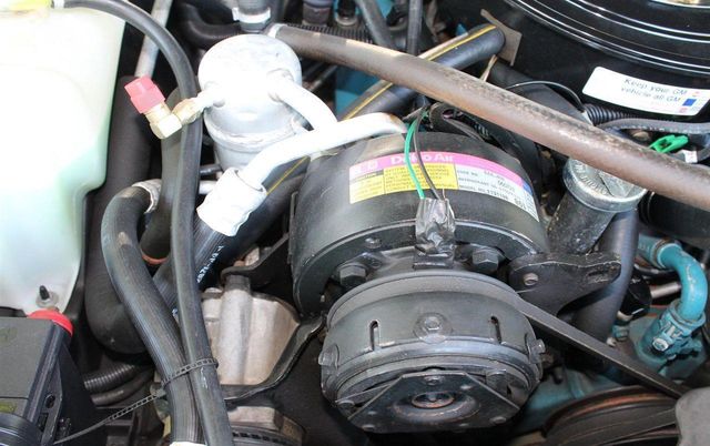 1982 Buick Riviera Base Trim - 12065764 - 52