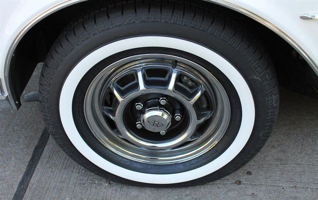 1982 Buick Riviera Base Trim - 12065764 - 61