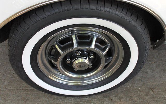 1982 Buick Riviera Base Trim - 12065764 - 63