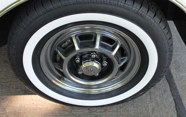 1982 Buick Riviera Base Trim - 12065764 - 64