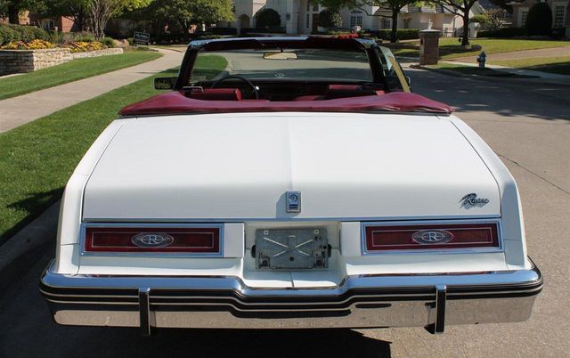 1982 Buick Riviera Base Trim - 12065764 - 75