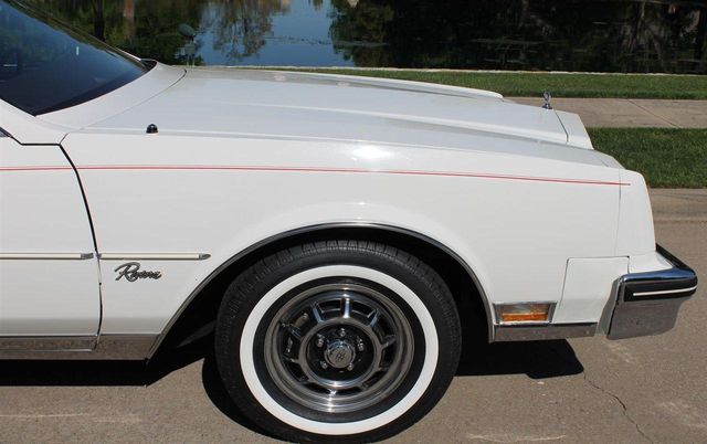 1982 Buick Riviera Base Trim - 12065764 - 79