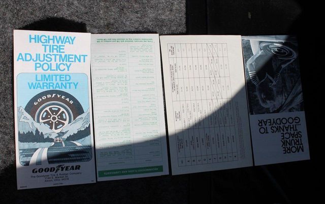 1982 Buick Riviera Base Trim - 12065764 - 91