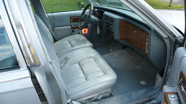 1982 Cadillac Fleetwood Brougham - 15409734 - 15