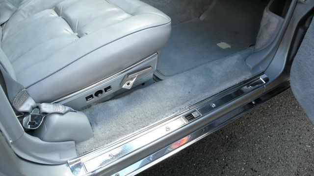 1982 Cadillac Fleetwood Brougham - 15409734 - 16