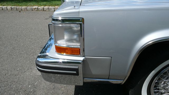 1982 Cadillac Fleetwood Brougham - 15409734 - 47