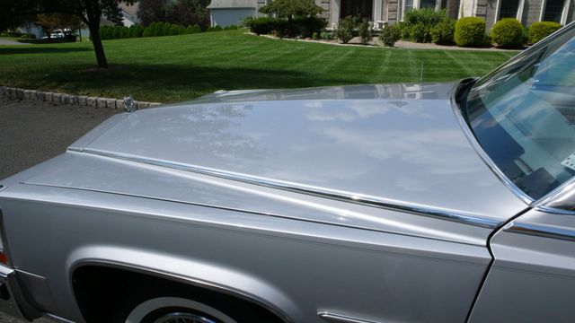 1982 Cadillac Fleetwood Brougham - 15409734 - 51