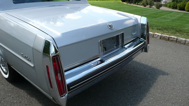 1982 Cadillac Fleetwood Brougham - 15409734 - 64
