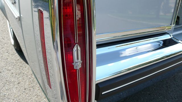 1982 Cadillac Fleetwood Brougham - 15409734 - 66