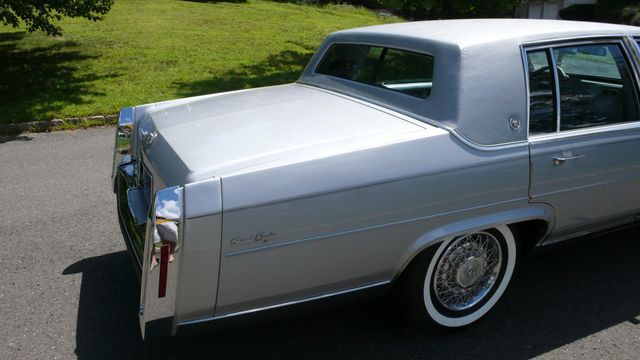 1982 Cadillac Fleetwood Brougham - 15409734 - 76