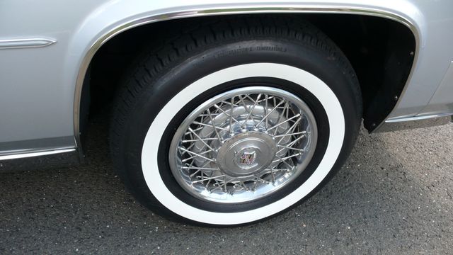 1982 Cadillac Fleetwood Brougham - 15409734 - 85