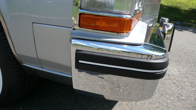 1982 Cadillac Fleetwood Brougham - 15409734 - 87