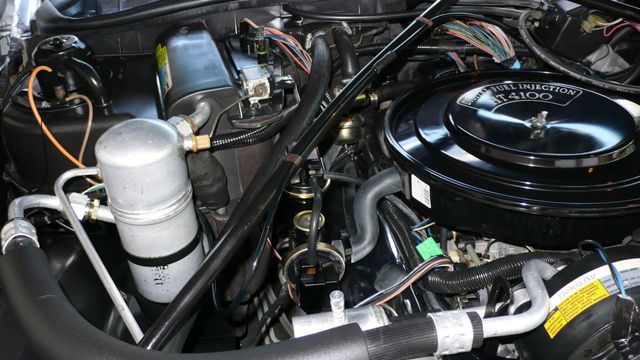 1982 Cadillac Fleetwood Brougham - 15409734 - 94