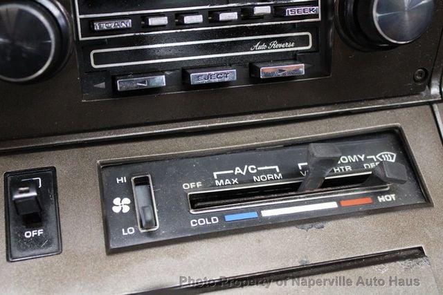 1982 Chevrolet Corvette Collector Edition - 22180914 - 25