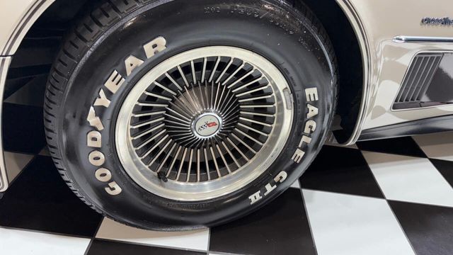 1982 Chevrolet Corvette Collector Edition 2dr Hatchback - 22903340 - 31