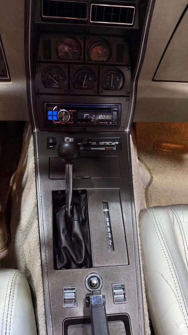 1982 Chevrolet Corvette Collector Edition 2dr Hatchback - 22903340 - 4