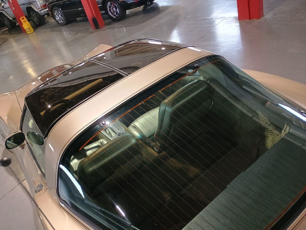 1982 Chevrolet Corvette Collector Edition Clean Carfax - 23067804 - 11