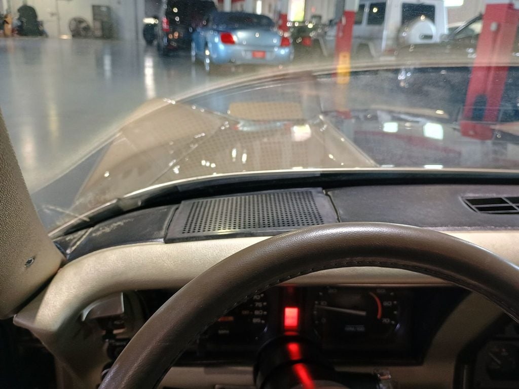 1982 Chevrolet Corvette Collector Edition Clean Carfax - 23067804 - 22