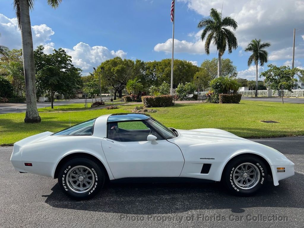 1982 Chevrolet Corvette Coupe T-Top Automatic - 21365604 - 25