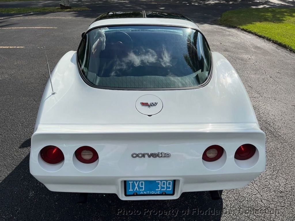 1982 Chevrolet Corvette Coupe T-Top Automatic - 21365604 - 27