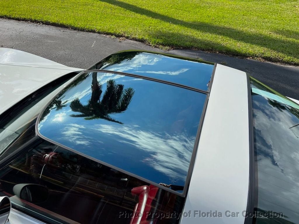 1982 Chevrolet Corvette Coupe T-Top Automatic - 21365604 - 32