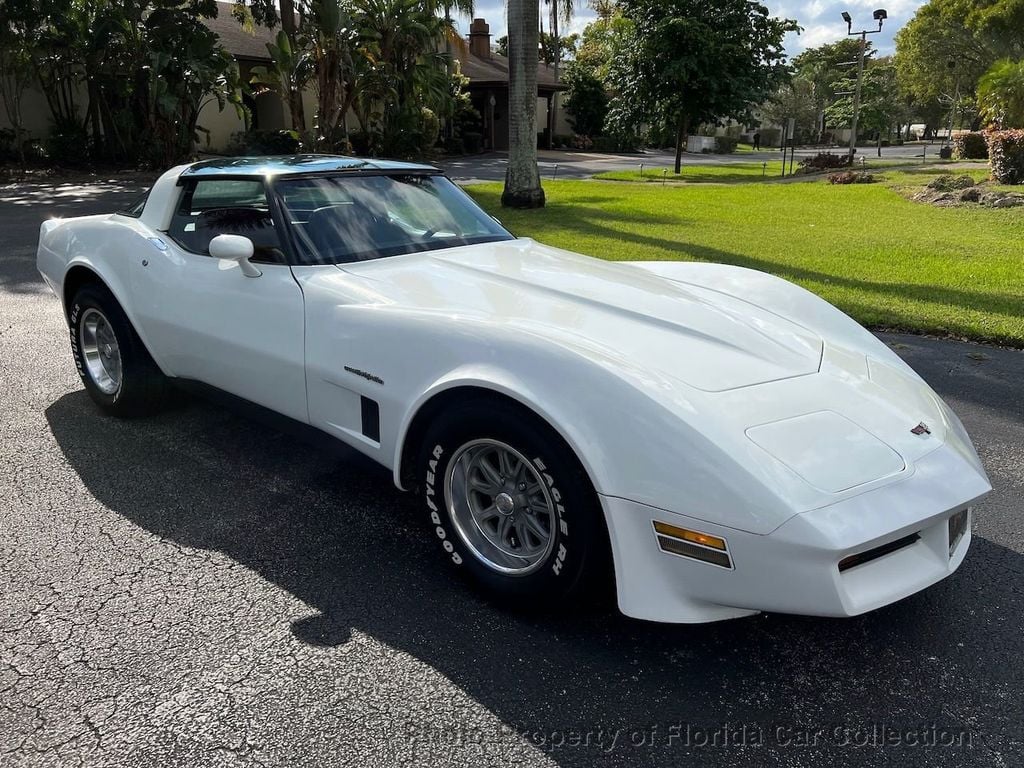 1982 Chevrolet Corvette T-Top Coupe Crossfire Injection - 21365604 - 21